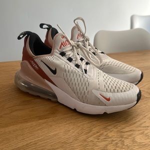 Nike Air Max 270